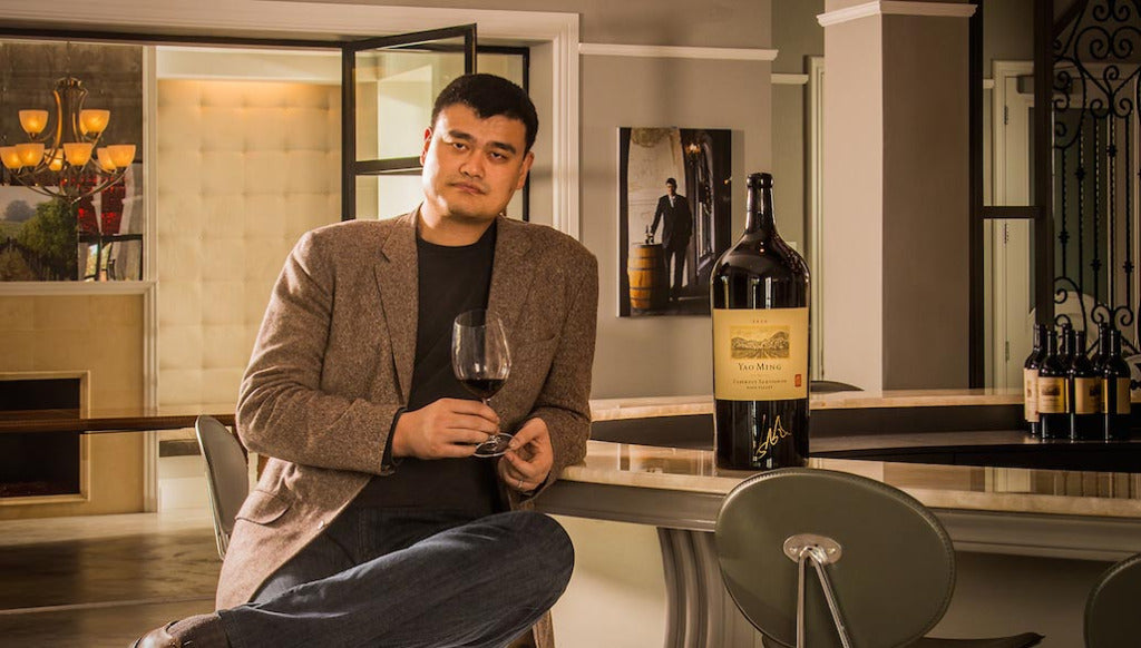 姚明都有自己的酒莊 姚明買下了加州納帕谷的一個小酒莊 Fine Wine Asia 法國名莊酒 French Wine 意大利得獎酒 Italian Wine 紅酒推介 紅酒優惠 紅酒 白酒 香檳 氣酒